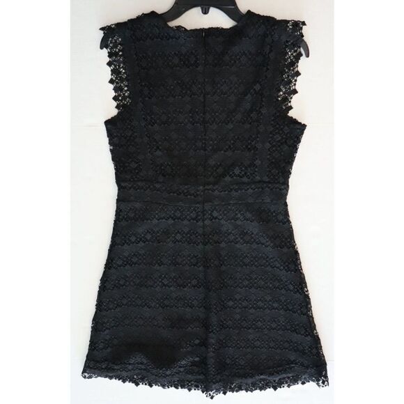 Amy Lynn AL2747 Women's Sz Large (12) Black Flutter Sleeve Lace Dress - Picture 3 of 11